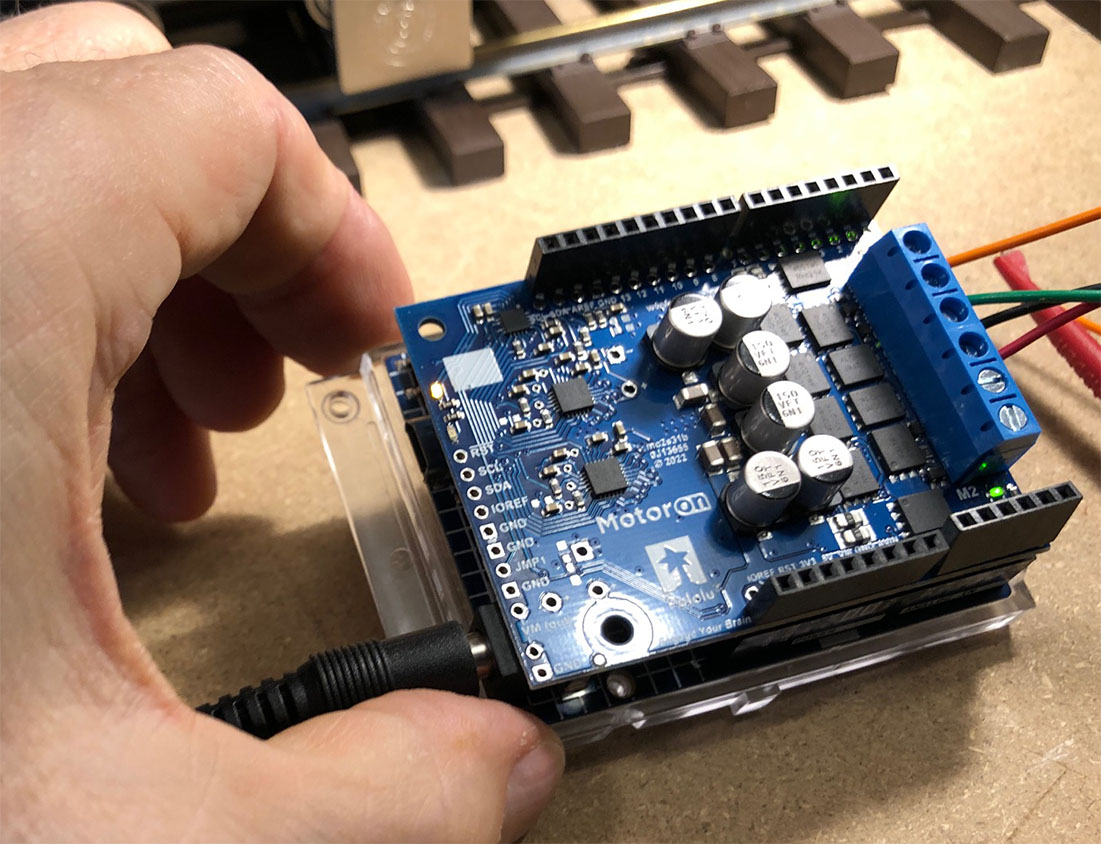 Someone Using Arduino Uno My First Arduino Adventure โ Minnesota Friends